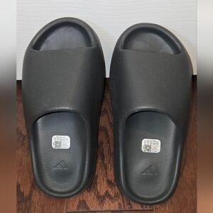 Adidas Yeezy Boys Dark Onyx Slides
